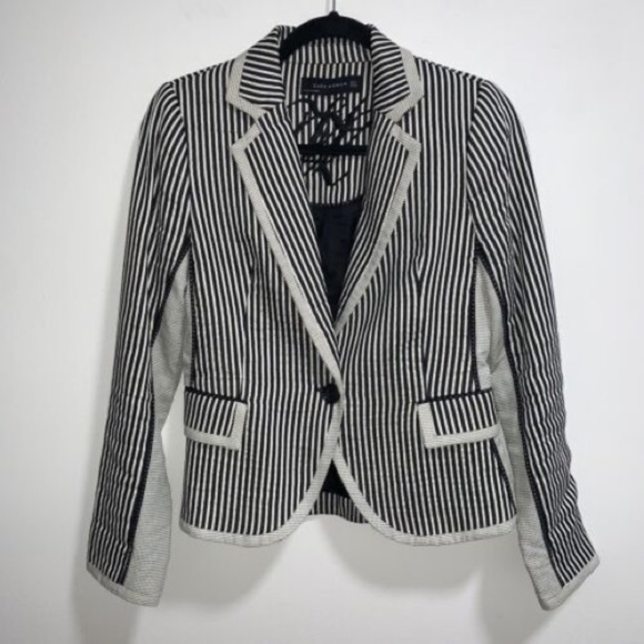 Zara Womens Black and White Blazer with Pindot Contrast Trim - Picture 6 of 6